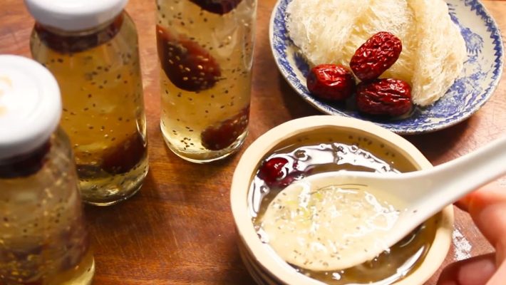 yến chưng táo đỏ